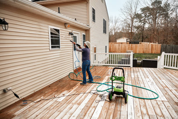 Best Pressure Washing Contractors  in Madison Center, CT