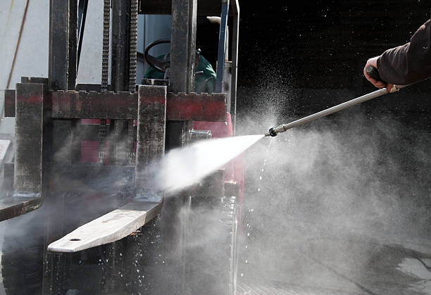 Best Commercial Building Pressure Washing  in Madison Center, CT